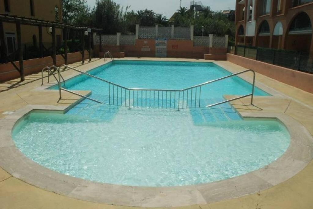 Studio Avec Climatisation Wifi Parking Piscine Агд Екстер'єр фото